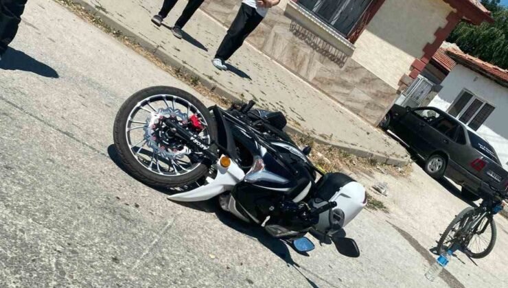 Panelvan araç ile motosiklet çarpıştı: 1 yaralı
