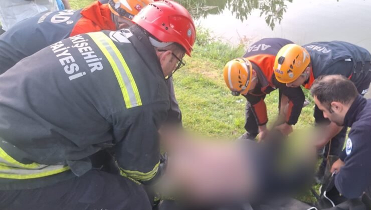 Porsuk Çayı’nda hareketsiz halde bulunan kadın hayatını kaybetti