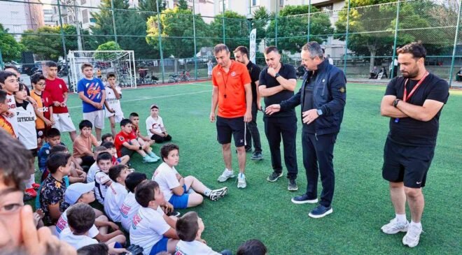 Sandıklı’da Sokak Futbol Turnuvası’nın 8’incisi başladı