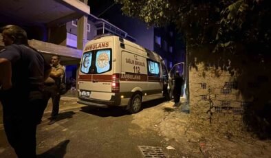 Sevgilisi ile tartışıp kendini bıçaklamaya çalışan şahıs ekipleri harakete geçirdi