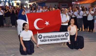 Seyitgazi’deki Şalvar Gecesi’nde renkli görüntüler