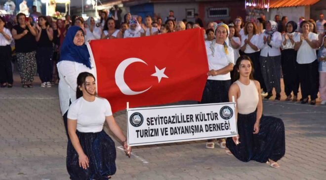 Seyitgazi’deki Şalvar Gecesi’nde renkli görüntüler