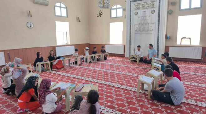 Sivrihisar’da yaz Kur’an kursları heyecanı başladı