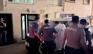 Sokağı saran ağır koku acı gerçeği ortaya çıkardı: Yaşlı adam evinde ölü bulundu