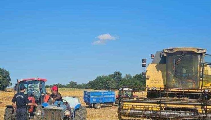 Tarla yangınlarına karşı biçerdöver operatörleri bilgilendirildi