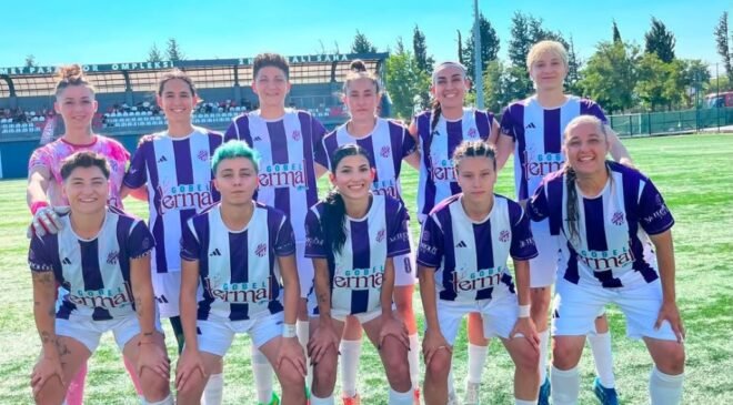 Tavşanlı Akıncılar Spor Kadın Futbol Takımı 2. Lig için sahaya çıkıyor