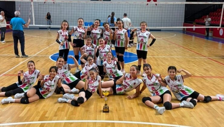 TKİ Tavşanlı Linyitspor’un voleybol başarısı
