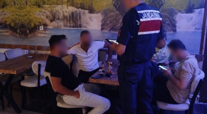 Umuma açık iş yerlerine alkol denetimi