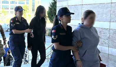 Uşak’ta belediye şirketlerinde sigortalı gösterilip Yalım’ın işletmelerinde çalıştıkları tespit edilen 15 şüpheli adliyeye sevk edildi