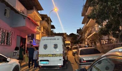 Uşak’ta dut toplarken çatıdan düşen adam hayatını kaybetti