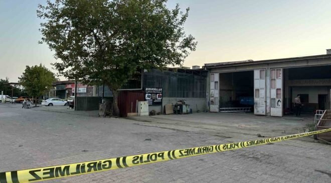 Uşak’ta iki esnaf arasındaki tartışma silahlı kavgaya dönüştü: 13 yaralı