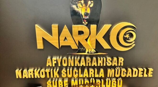 Uyuşturucu maddeler ve pompalı tüfekle yakalanan 2 kişi tutuklandı