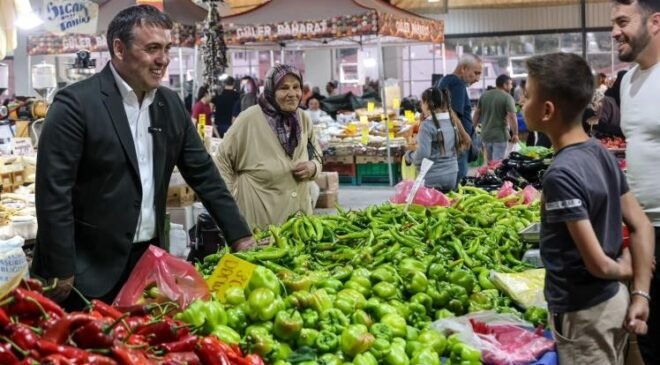 Vali Sözer esnafın ve vatandaşın nabzını tuttu