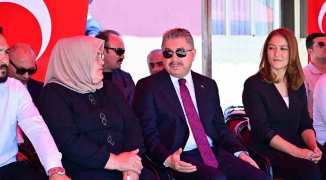 Vali Yılmaz’dan 15 Temmuz Şehidi Fatih Dalgıç’ın ailesine ziyaret