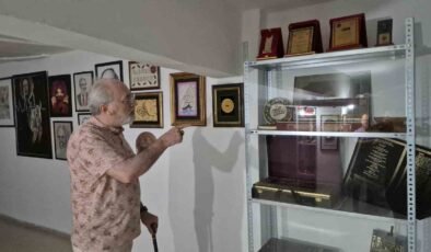 49 ülke ve 80 şehir gezerek yarım asırdır tarihi eser topluyor