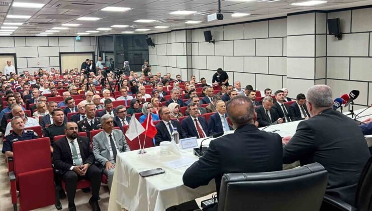Bakan Bolat: “2025 yılı itibarıyla mal ihracatımızı 273,2 milyar dolara yükselterek Cumhuriyet tarihimizin en yüksek ihracat seviyesine ulaştık”