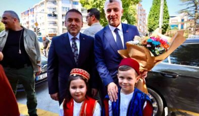 Bakan Bolat, Bozüyük Kaymakamlığını ziyaret etti