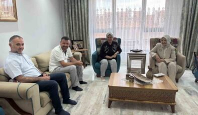 Bakan Yardımcısı Leman Yenigün’den koruyucu aileye ziyaret