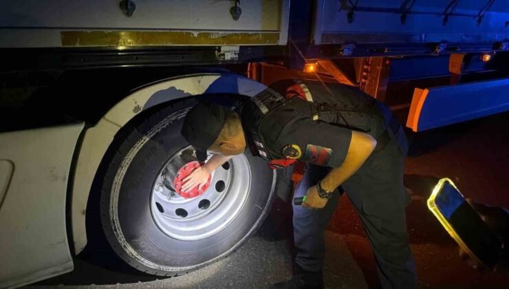 Balatası ısınına tır ekipleri harekete geçirdi