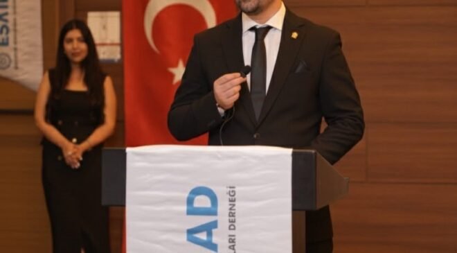 Başkan Sinlenmez: “Eskişehir iş dünyasına derhal can suyu verilmelidir”