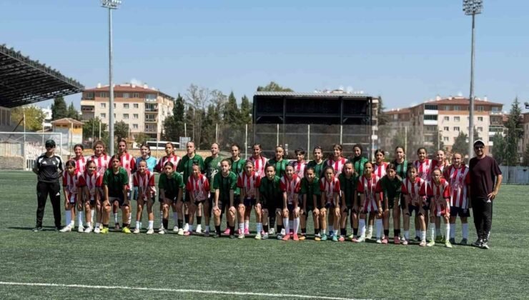 Bilecik Kolej Spor Kulübü, U15 Gelişim Ligi öncesi moral buldu
