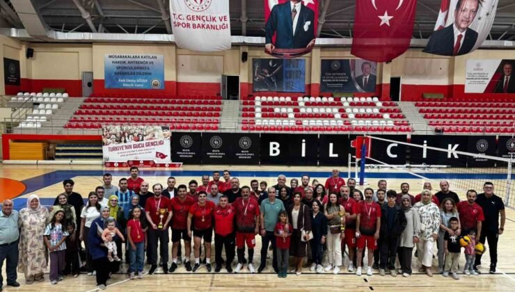 Bilecik’te 30 Ağustos Zafer Bayramı Voleybol Turnuvası sona erdi