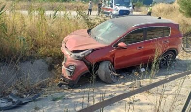 Bilecik’te otomobil bankete düştü: 4 yaralı