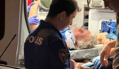 Darp edilen yaşlı adam hastaneye kaldırıldı