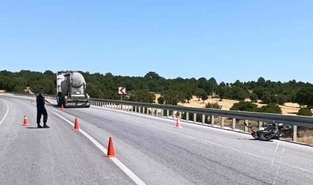 Emet’te beton mikseri motosiklete çarptı: 1 ölü, 1 ağır yaralı