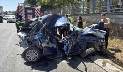 Eskişehir’de 3 aracın karıştığı feci kazada 1 ölü, 1 ağır yaralı