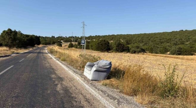 Eskişehir’de durağı olmayan vatandaşlardan koltuklu çözüm