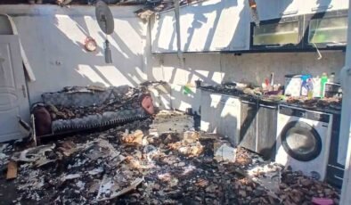 Eskişehir’de müstakil ev çıkan yangında küle döndü
