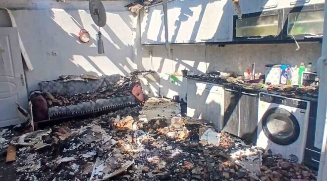 Eskişehir’de müstakil ev çıkan yangında küle döndü