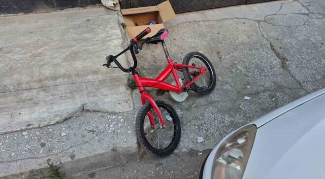 Eskişehir’de otomobile yandan çarpan bisikletli çocuk yaralandı