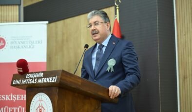 Eskişehir’de “Peygamberimiz ve Güzel Ahlak” konferansı