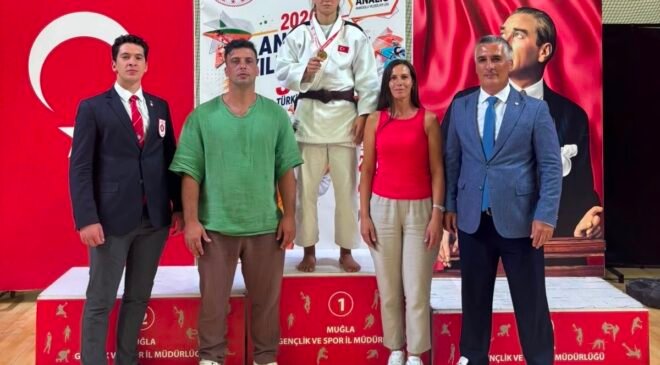 Eskişehirli judocu Tuana Kambur Türkiye şampiyonu oldu