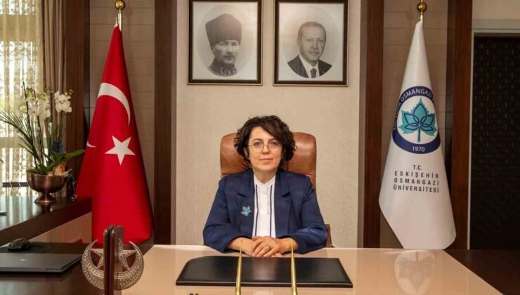 ESOGÜ Rektörü Gümüşsoy’un 30 Ağustos Zafer Bayramı mesajı