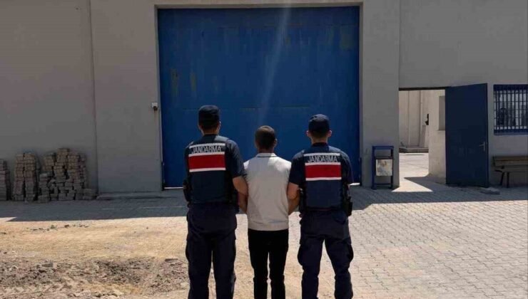 Hırsızlık suçundan hapis cezası ile aranan şahsı jandarma yakaladı