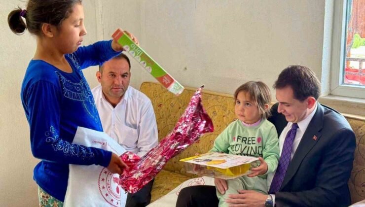 Hisarcık Kaymakamı Atam’dan Kurtdere Köyünde aile ziyareti
