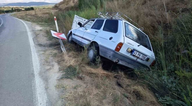 Hisarcık’ta otomobil şarampole savruldu: 4 yaralı