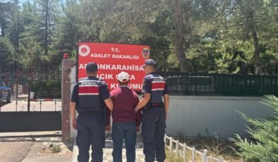 Jandarma aranan 27 kişiyi yakaladı