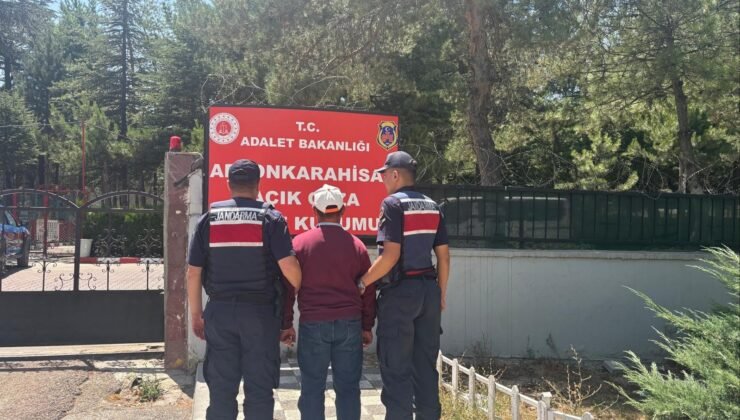 Jandarma aranan 27 kişiyi yakaladı