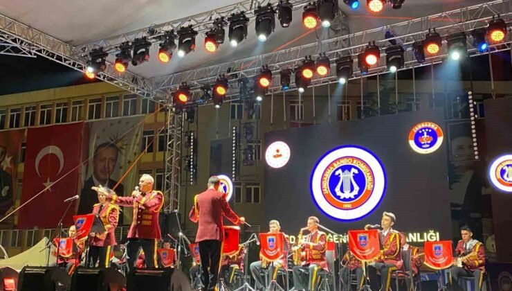 Jandarma Genel Komutanlığı Bandosu Afyonkarahisar’da sahne aldı