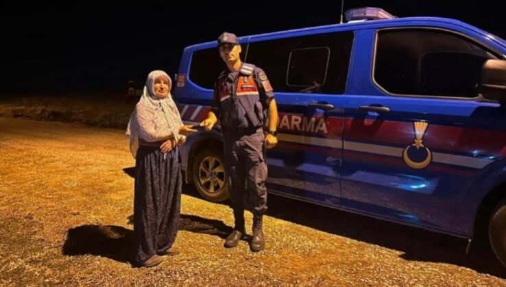 Jandarma kayıp telefonu sahibine ulaştırdı