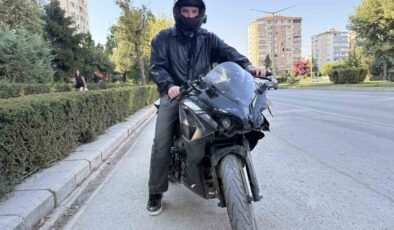Kazadan sonra motosikletini teslim alan genç, 5 dakika sonra bir kaza daha yaptı