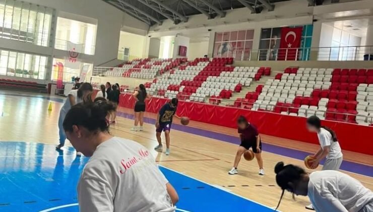 Koruma altındaki çocuklara basketbol eğitimi
