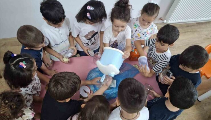 Kur’an kursu öğrencilerinden unutulmayacak bağış