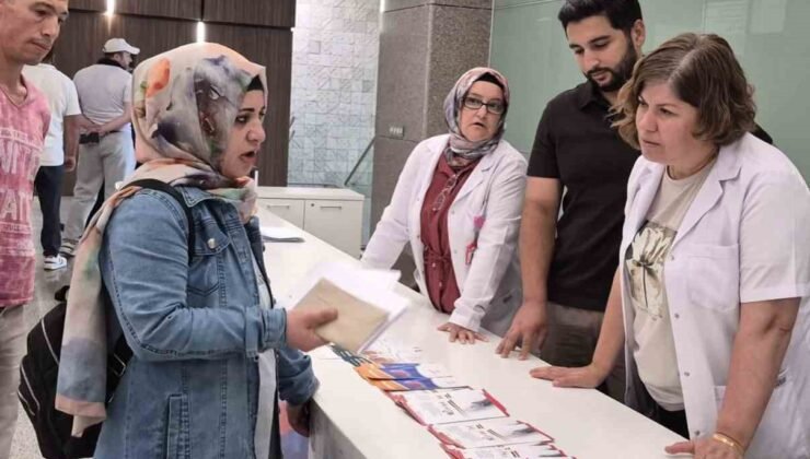 Kütahya Şehir Hastanesi’nde ’hepatite’ karşı farkındalık çalışması
