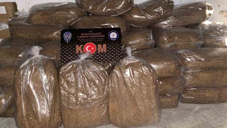 Kütahya’da 2 araca kaçakçılık operasyonu: 1 ton 716 kilo tütün ele geçirildi