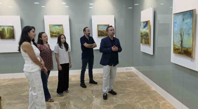 Kütahya’da Ahmet İmre’nin “Mekânın Hafızası” sergisi sanatseverlerle buluştu